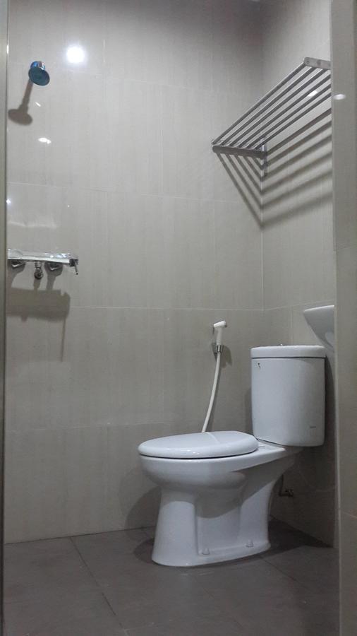 Leon Inn Jodoh Square Batam Bagian luar foto